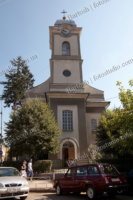 Украина, Закарпатье. город Хуст. Католический костел