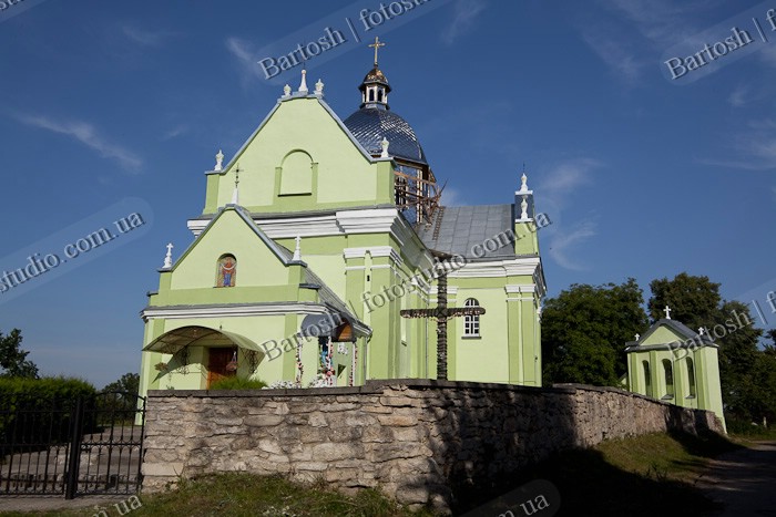 Украина, Львовская область, Свирж. Церковь