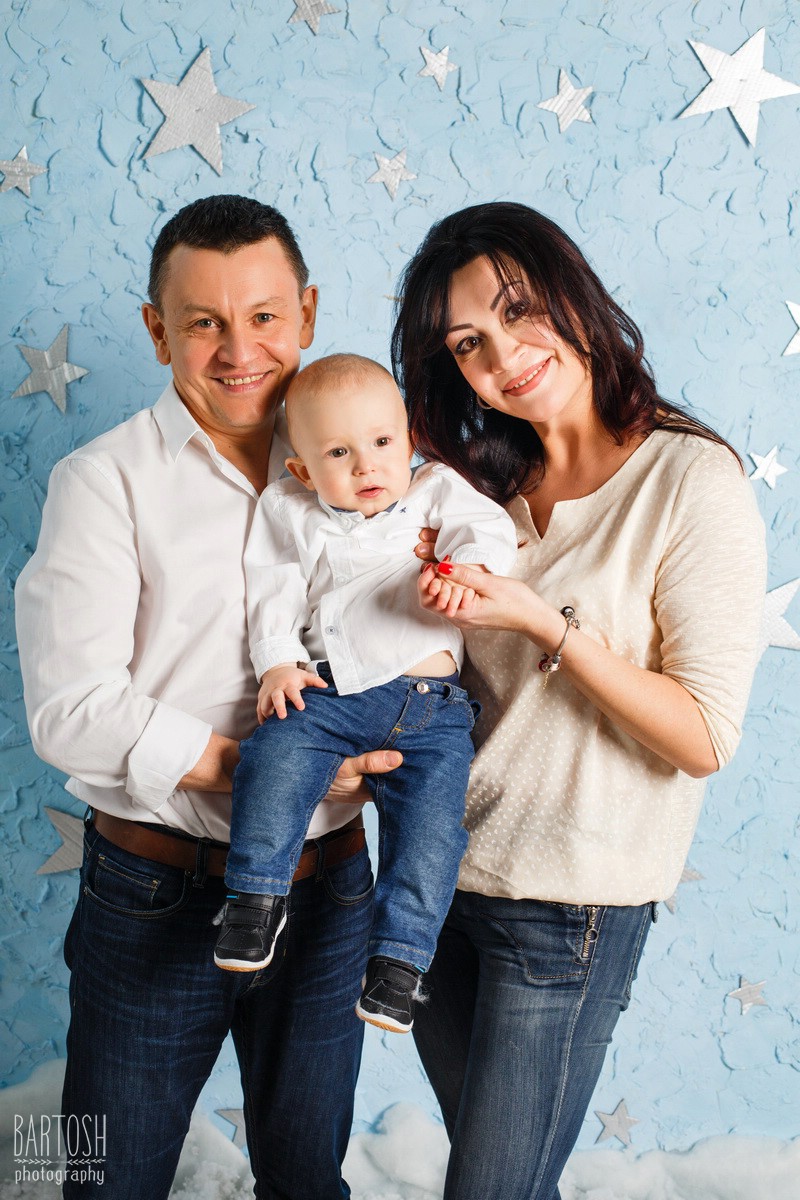 Новогодние фотопроекты. Семейная фотосъемка на Новый Год в Киеве