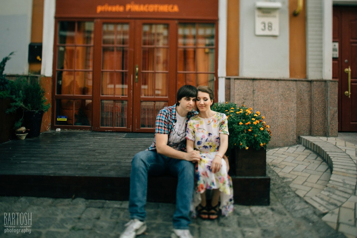 Фотосъемка истории любви в Киеве. Лавстори Профессиональный фотограф. Профессиональный фотограф