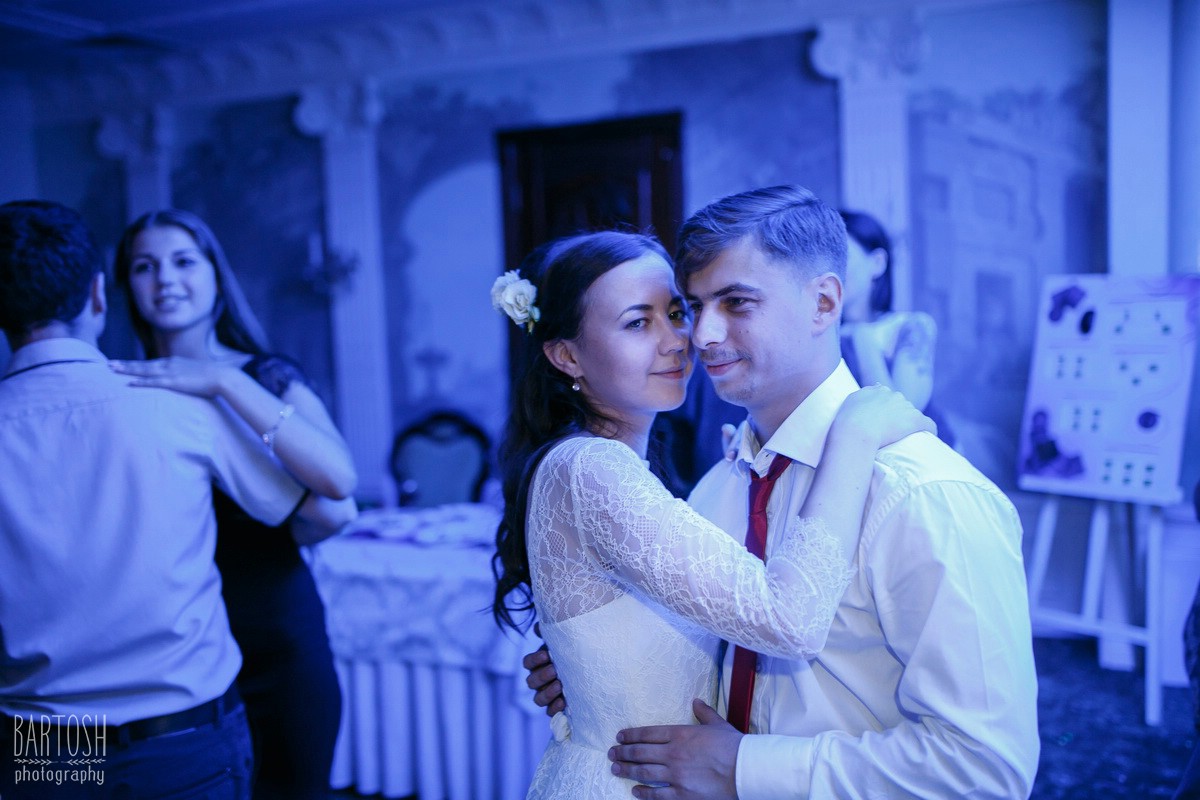 Свадебные фотографии Катерины и Алексея в Киеве. Фотограф на свадьбу