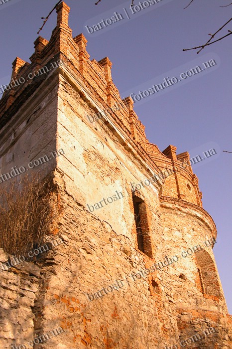 Башня. Замок Острожских, Староконстантинов, Хмельницкая область, Украина